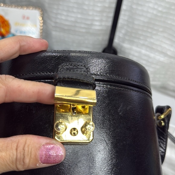 (B7) Michael Rome Cross Vintage, 1980sBenchley BagBlack Leather HandbagNO KEY - Picture 5 of 12